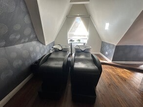 131 Avenue Rd, Toronto, ON for lease Interior Photo- Image 2 of 7