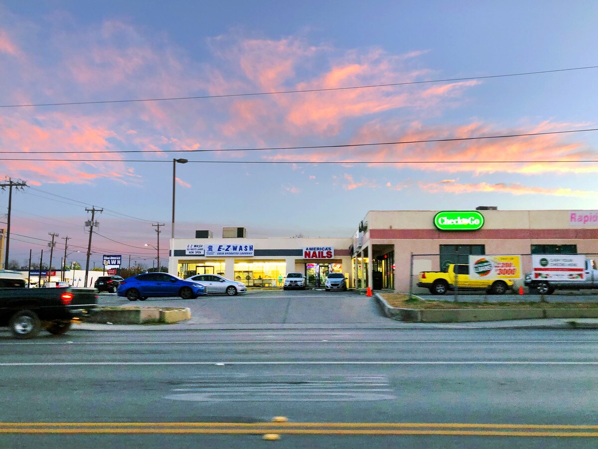 7475 W Military Dr, San Antonio, TX 78227