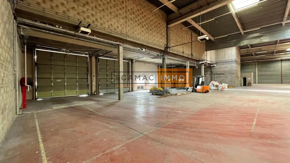 Industrial in Gennevilliers for lease - Building Photo - Image 3 of 19