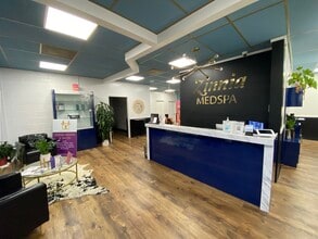 5318 S Vermont Ave, Los Angeles, CA for lease Interior Photo- Image 1 of 13