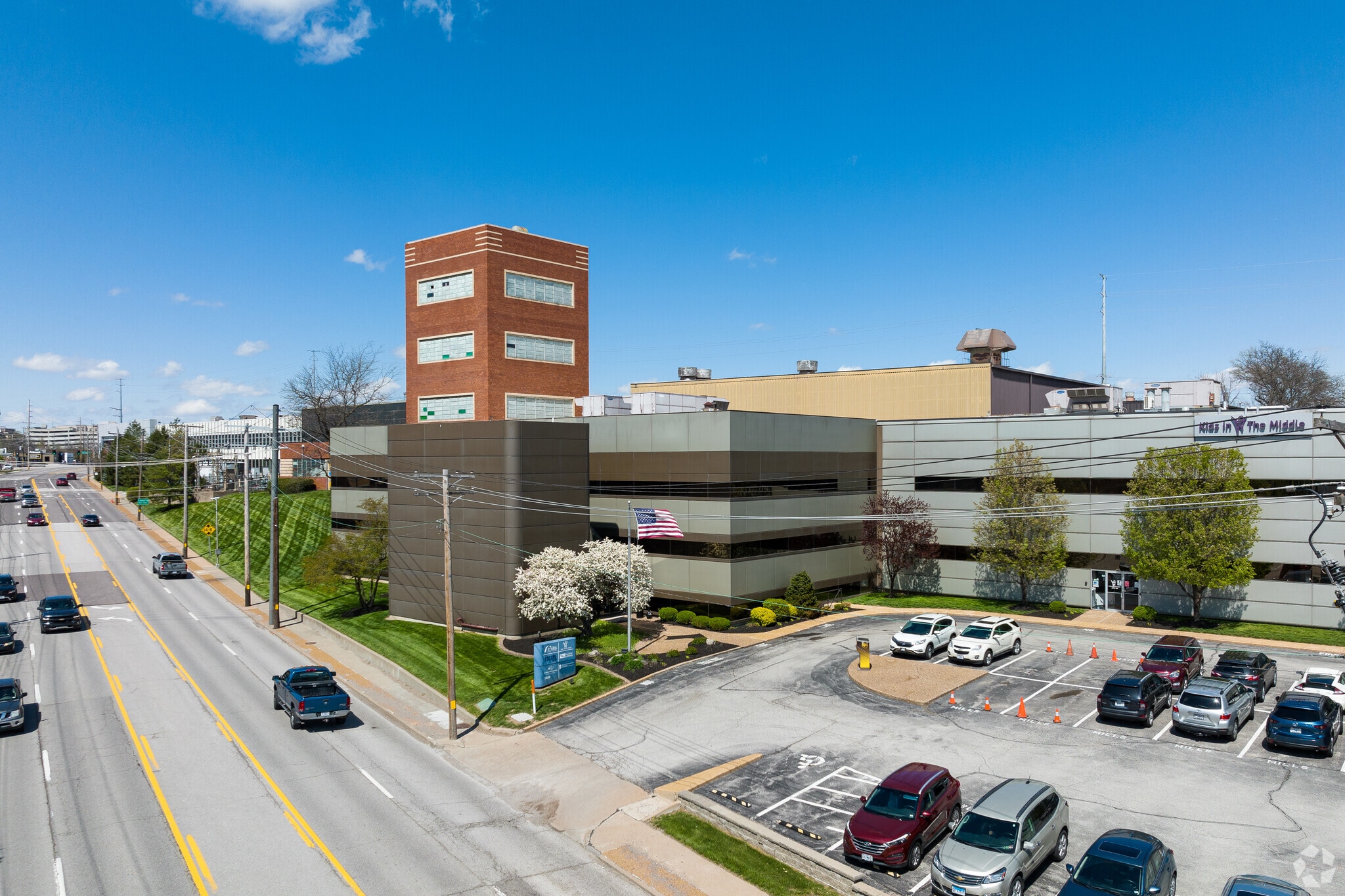 2600-2650 S Hanley Rd, Brentwood, MO for lease Building Photo- Image 1 of 5