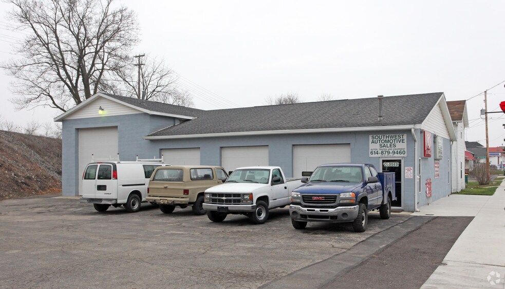 120122 W Main St, West Jefferson, OH 43162