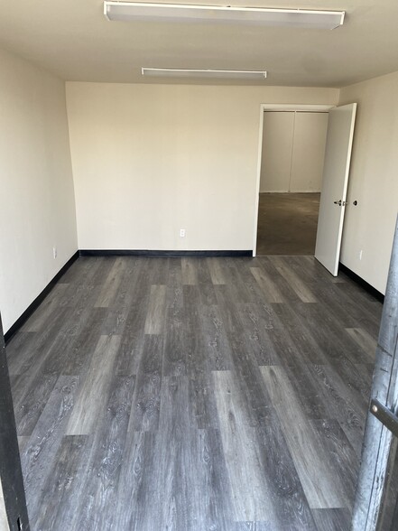 725-785 W Rialto Ave, Rialto, CA for lease - Interior Photo - Image 3 of 8