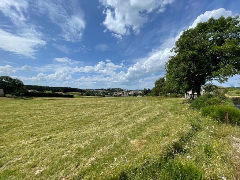 Land in Langogne for sale - Building Photo - Image 3 of 4