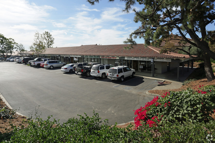 461 N Central Ave, Upland, CA for sale - Primary Photo - Image 1 of 23