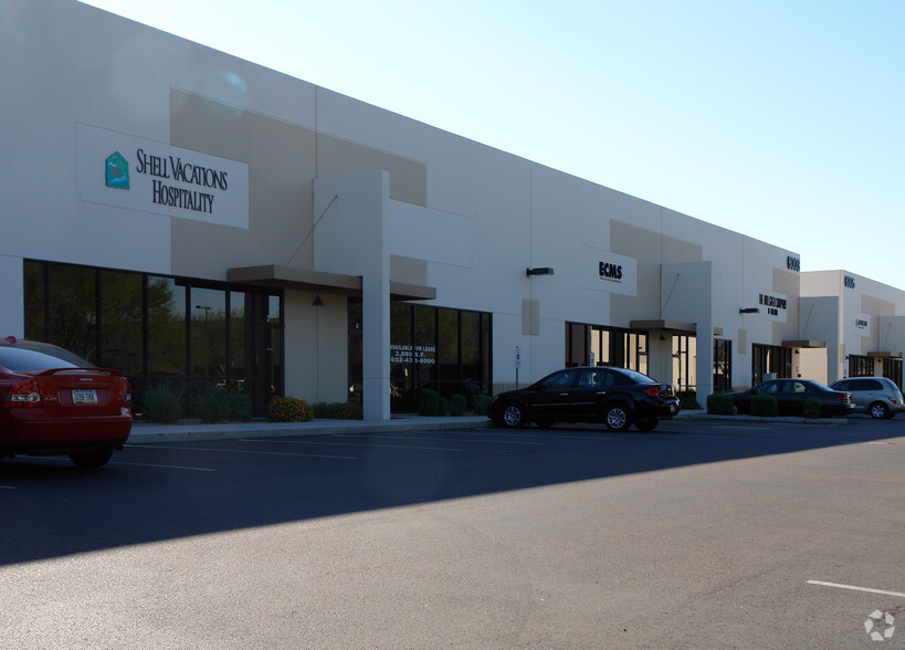 6003 S 40th St, Phoenix, AZ for lease - Building Photo - Image 3 of 6