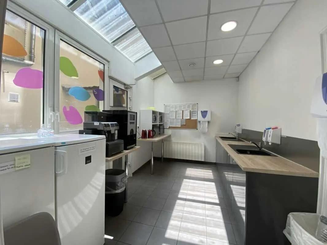 33 Cours De Verdun Récamier, Lyon for lease Building Photo- Image 1 of 2