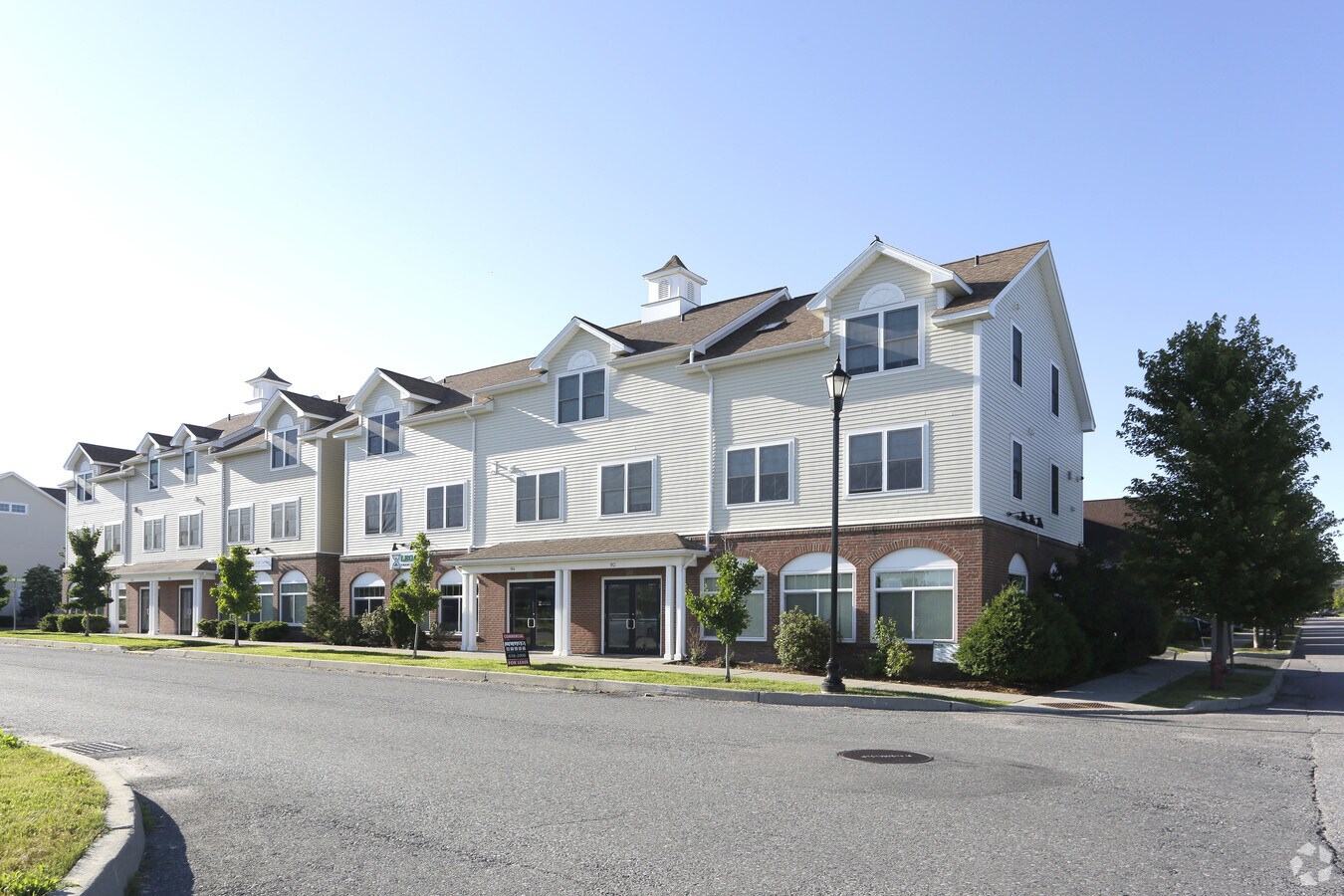 9294 Zephyr Rd, Williston, VT 05495