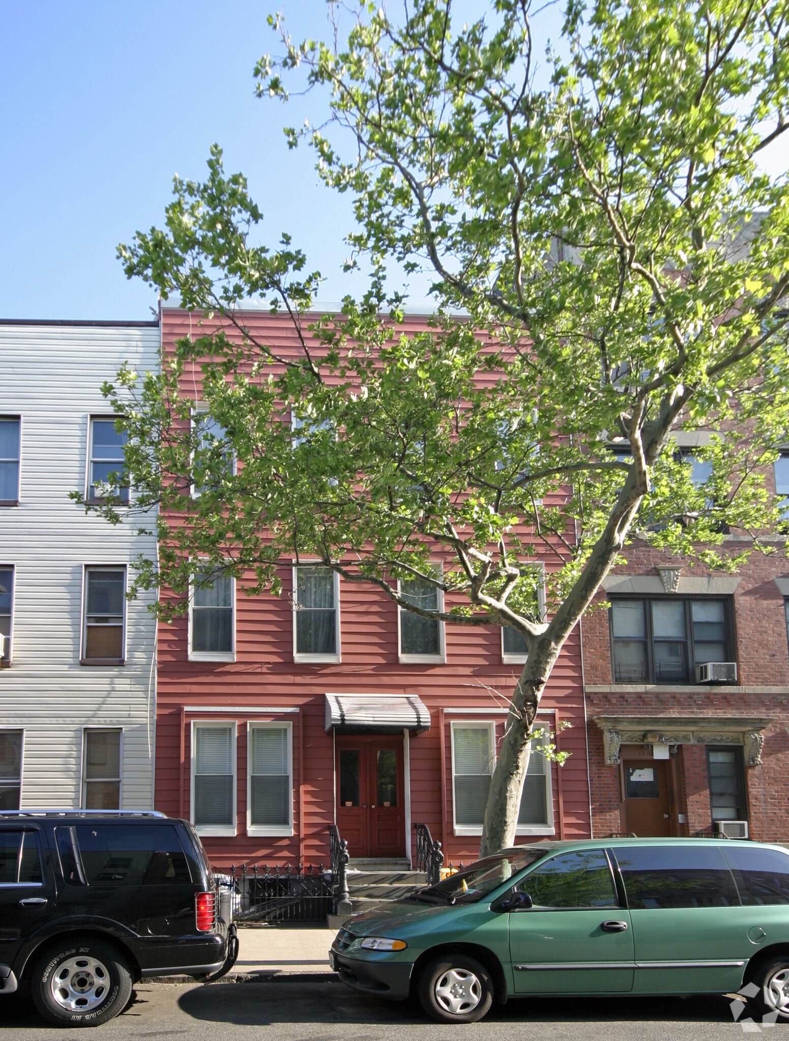 157 DuPont St, Brooklyn, NY for sale Building Photo- Image 1 of 1