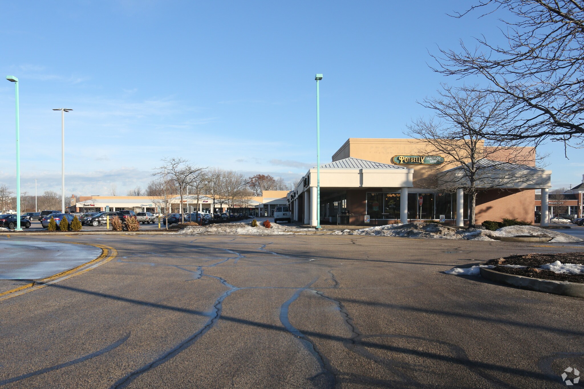 6901 Rockside Rd, Independence, OH 44131 Rockside Corners