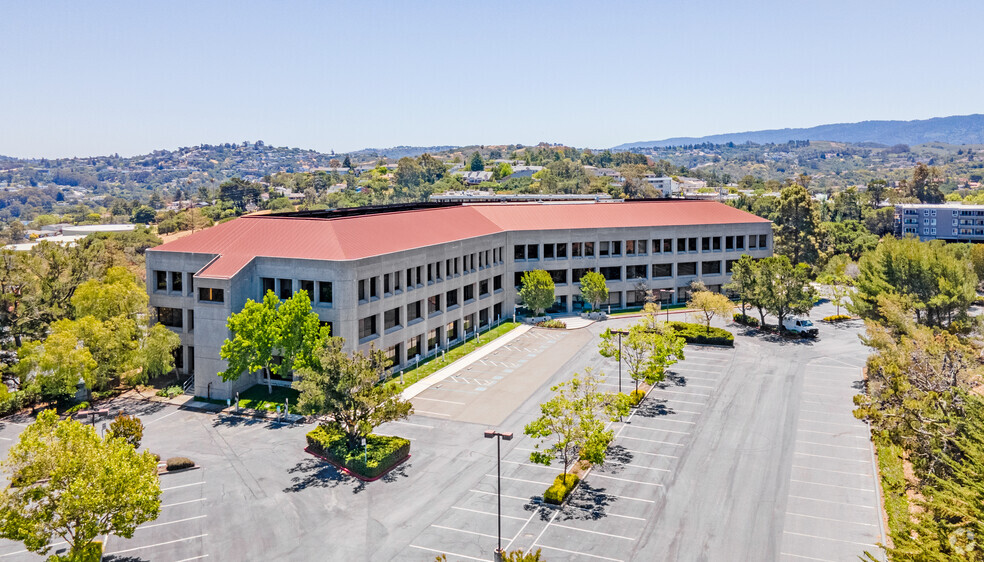 2855 Campus Dr, San Mateo, CA for lease - Building Photo - Image 3 of 4