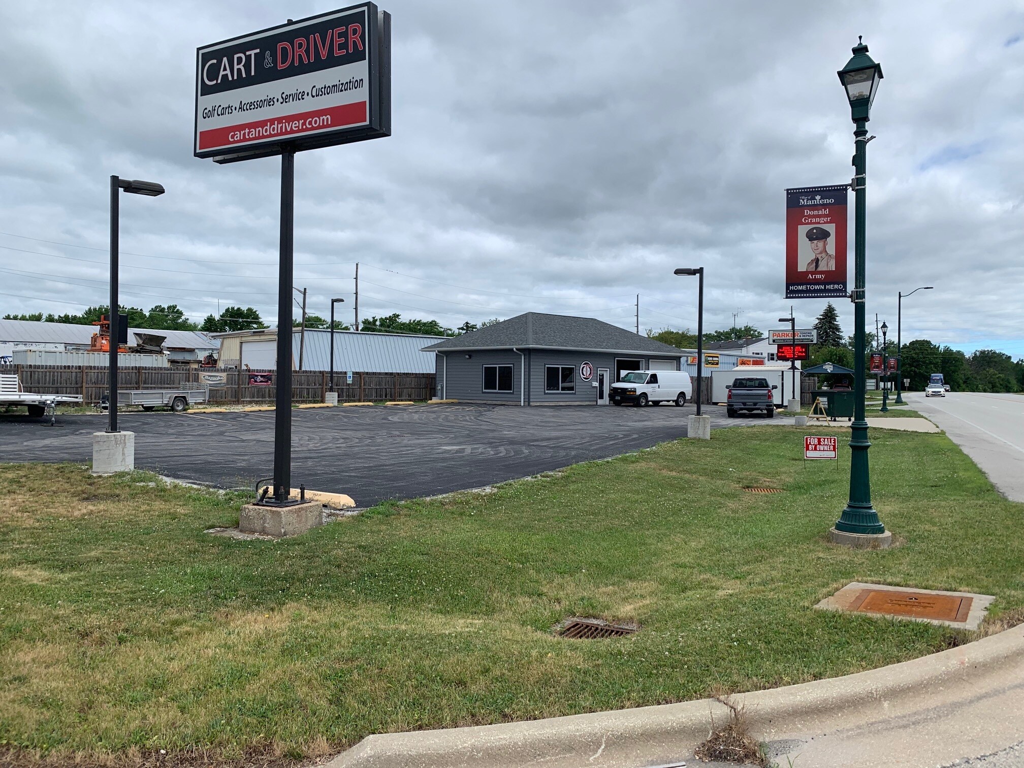 707 N Locust St, Manteno, IL for sale Primary Photo- Image 1 of 1