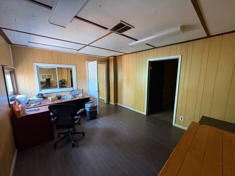 1 Hackensack Ave, Kearny, NJ for lease - Building Photo - Image 2 of 9