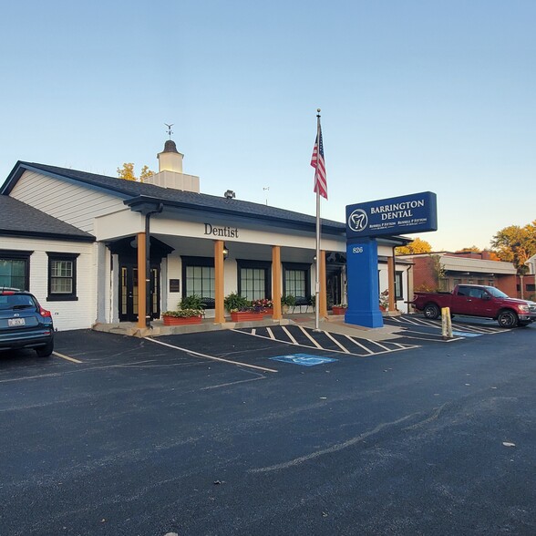 820-826 S Northwest Hwy, Barrington, IL for lease - Building Photo - Image 3 of 6