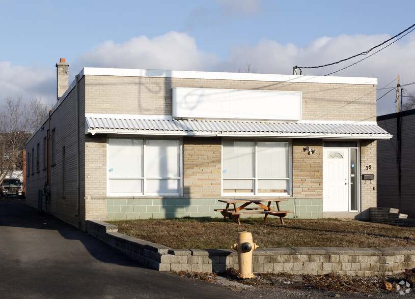 38 Chauncey Ave, Toronto, ON for sale - Building Photo - Image 2 of 2