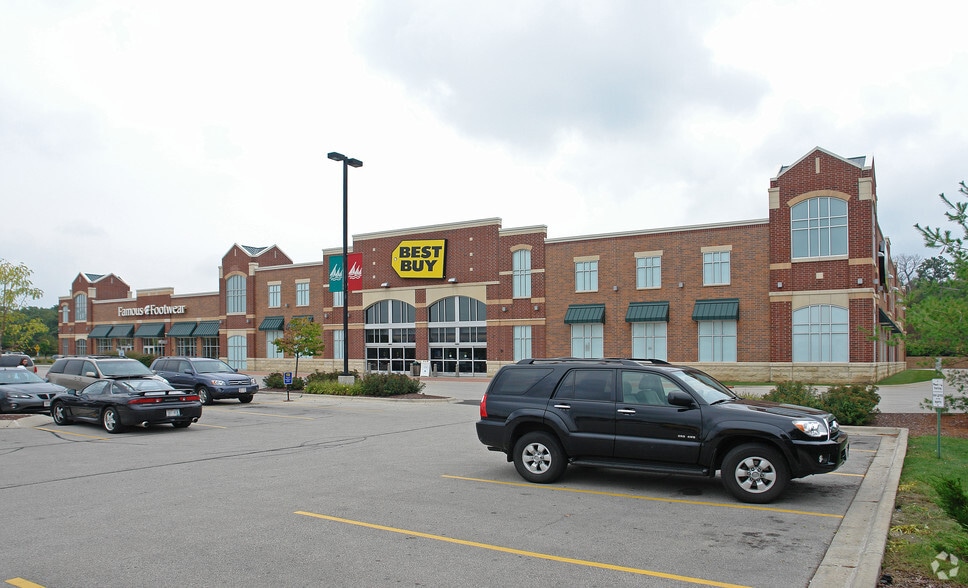 3270-3272 Golf Rd, Delafield, WI for sale - Building Photo - Image 2 of 7