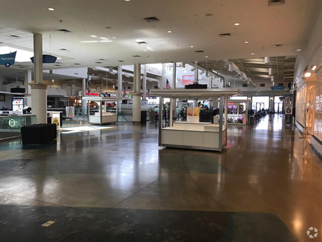 3301 E Main St, Ventura, CA 93003 - Pacific View Mall | LoopNet