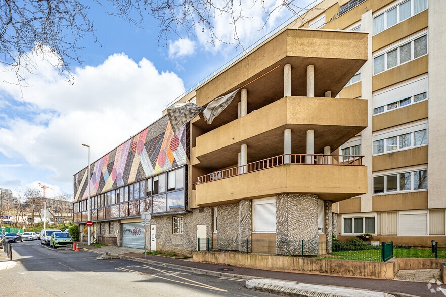 4 Rue Charles Calmus, Gentilly for lease - Building Photo - Image 3 of 4