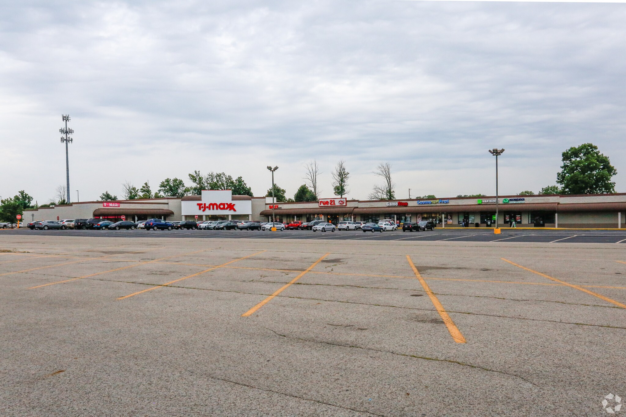 3413 E Main St, Richmond, IN for sale Primary Photo- Image 1 of 1