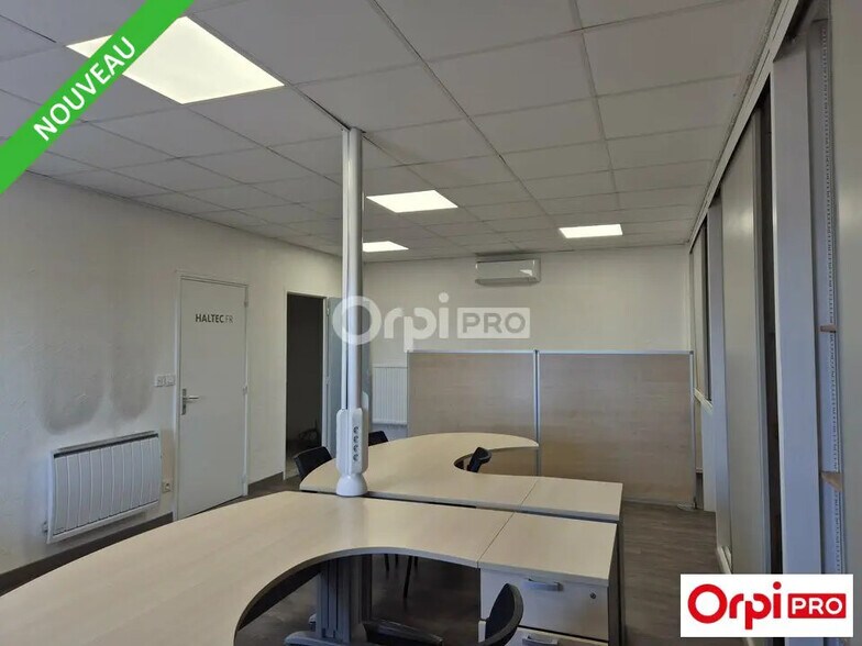 Office in Valence for lease - Interior Photo - Image 2 of 5