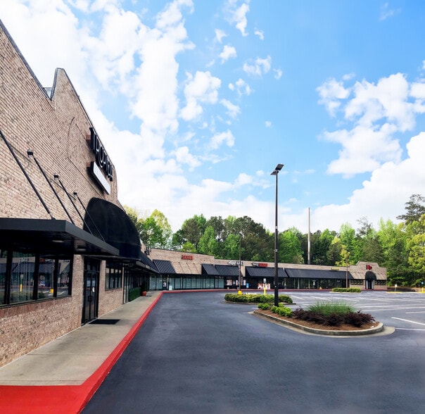 6470 Spalding Dr, Peachtree Corners, GA for lease - Building Photo - Image 1 of 10