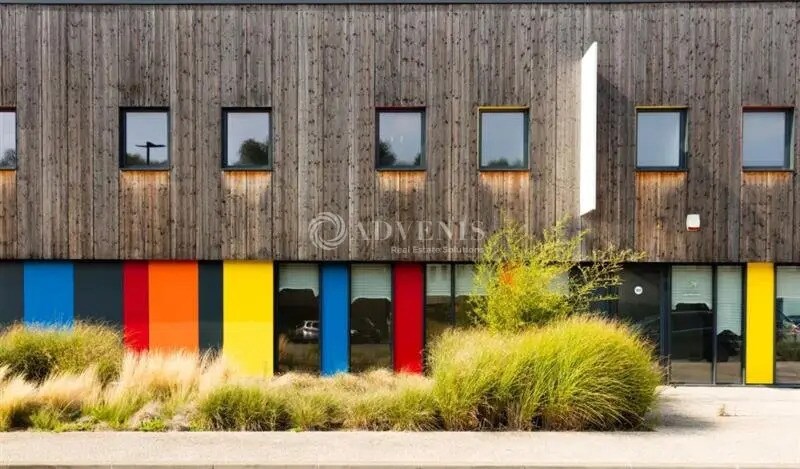 Flex in Wambrechies for lease - Building Photo - Image 2 of 10