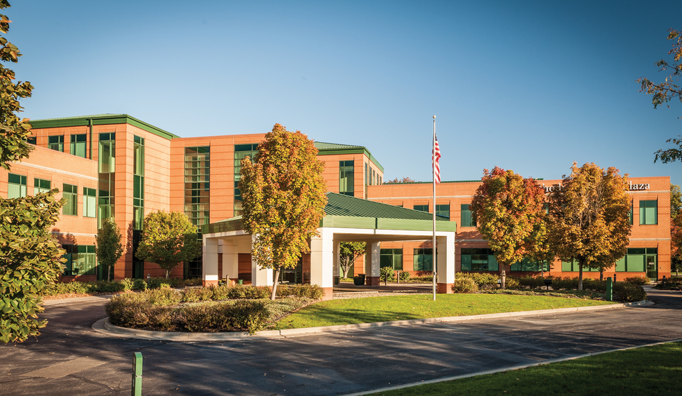 9650-9670 E Washington St, Indianapolis, IN for lease - Building Photo - Image 1 of 3