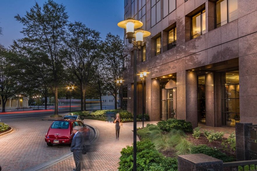 1901 Main St, Columbia, SC for lease - Building Photo - Image 3 of 12