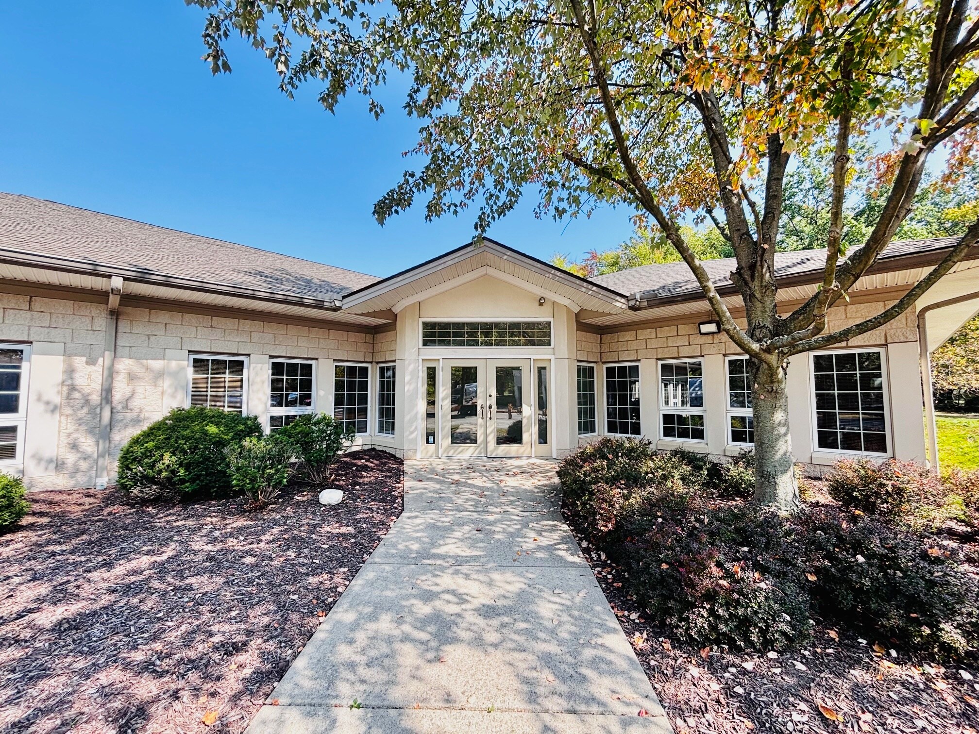 27911 Clemens Rd, Westlake, OH for lease Building Photo- Image 1 of 24