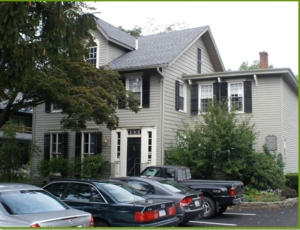 1069 Main St, Fishkill, NY for sale - Primary Photo - Image 1 of 1