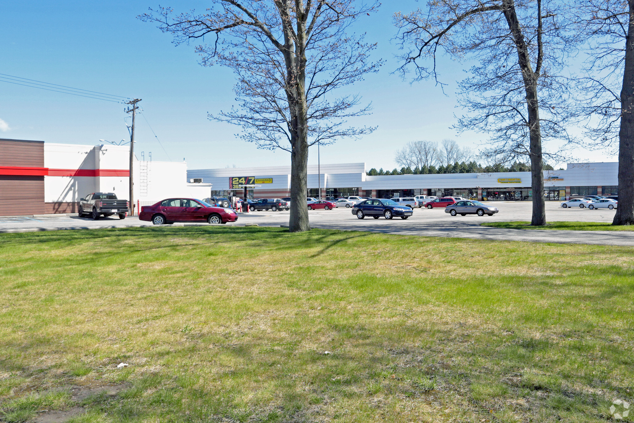 3400-3500 Pine Grove Ave, Port Huron, MI for sale Primary Photo- Image 1 of 5