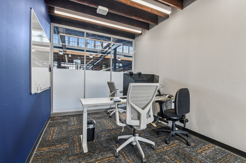 3840 Bank St, Baltimore, MD for sale - Building Photo - Image 2 of 14