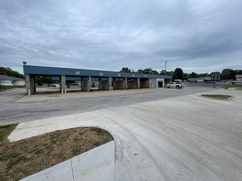 1105 Pennell Street, Carl Junction, MO for sale - Primary Photo - Image 1 of 1