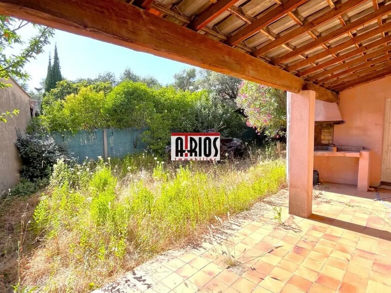 Flex in Solliès-Pont for lease - Building Photo - Image 2 of 14