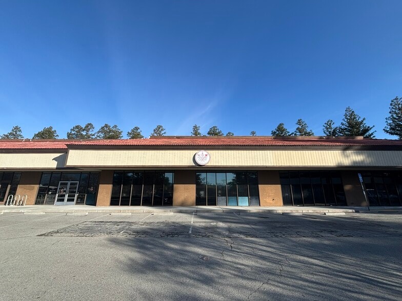 1329-1345 Blossom Hill Rd, San Jose, CA for lease - Building Photo - Image 3 of 8