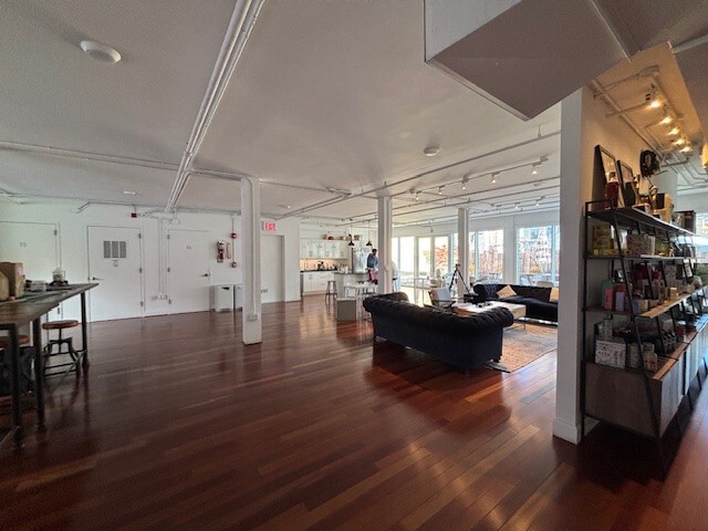 455-457 Broadway, New York, NY for lease - Interior Photo - Image 3 of 24