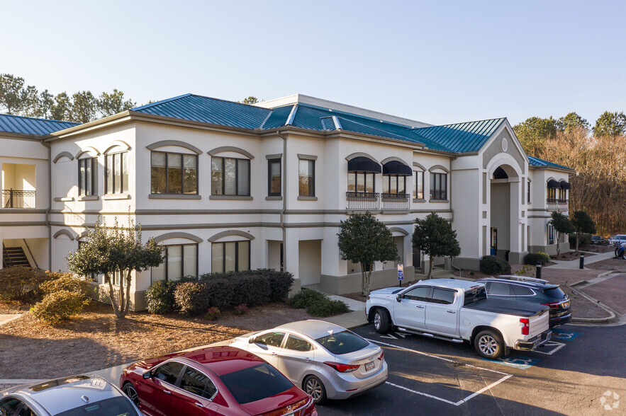 880 Crestmark Dr, Lithia Springs, GA for lease - Primary Photo - Image 1 of 5