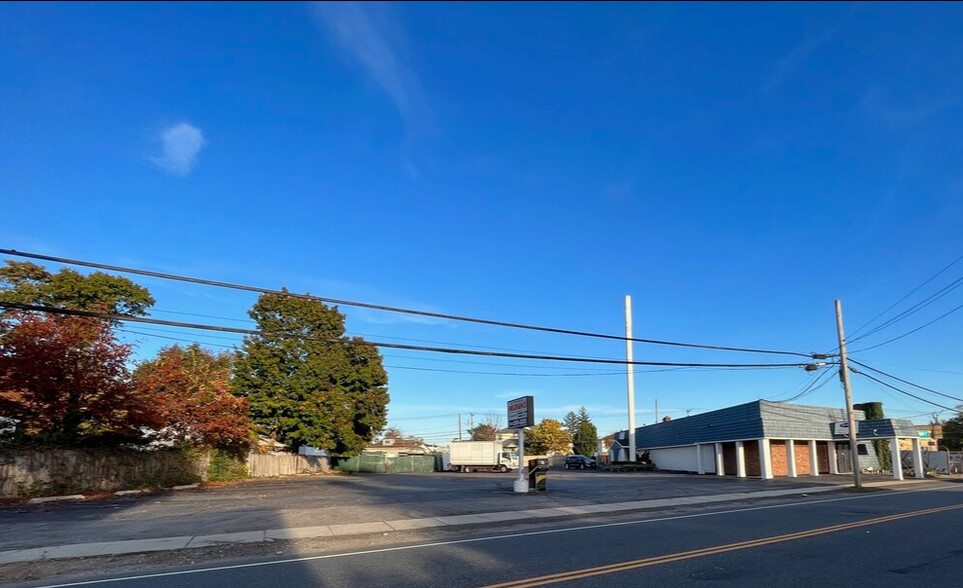 791 Main St, Farmingdale, NY for sale - Building Photo - Image 1 of 1