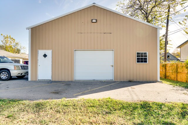 1600 Tyson St, Blue Mound, TX for sale - Building Photo - Image 1 of 1