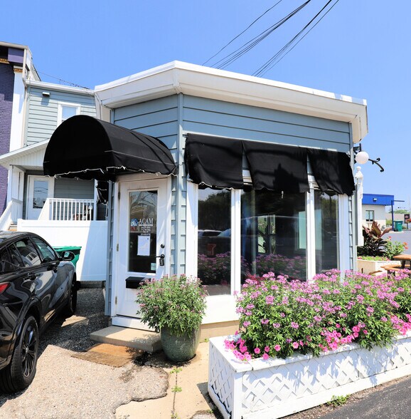 214 E Main St, Flushing, MI for sale - Building Photo - Image 1 of 1