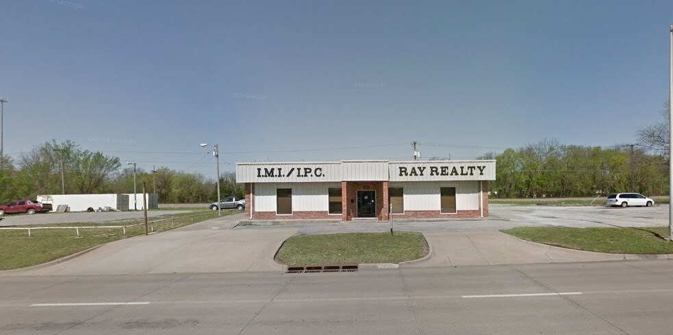 330 S Mill St, Pryor, OK for sale - Building Photo - Image 1 of 1