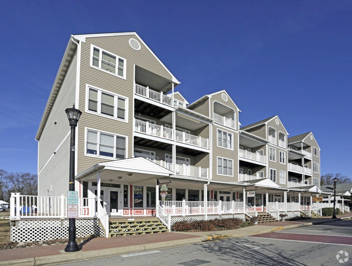 9100 Bay Ave, North Beach, MD 20714