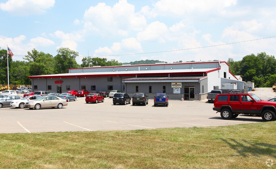 1889 Mayview Rd, Bridgeville, PA 15017