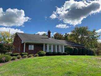 More details for 525 N Broad St, Canfield, OH - Office for Lease