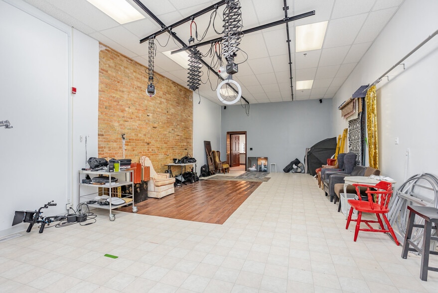 311-321 Center Ave, Bay City, MI for sale - Building Photo - Image 3 of 21