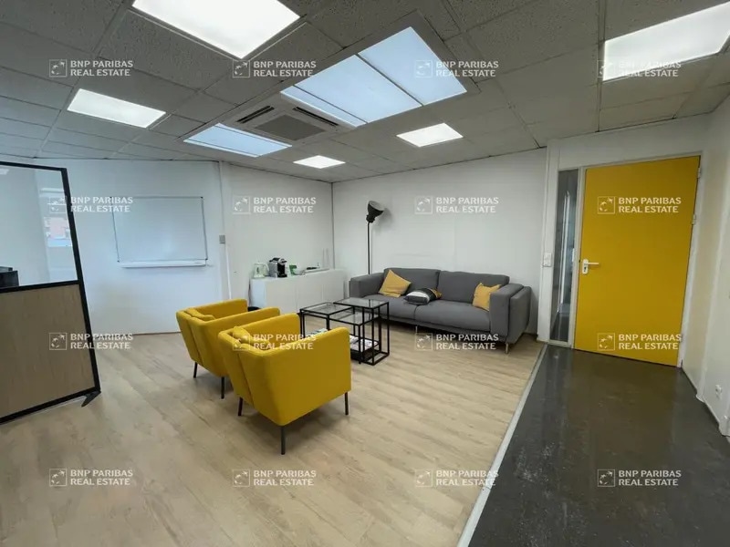 2/4 Rue Duflot, Roubaix for lease Building Photo- Image 1 of 16