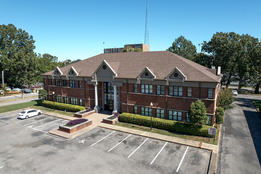 2693 Union Avenue Ext, Memphis, TN for lease - Building Photo - Image 3 of 13