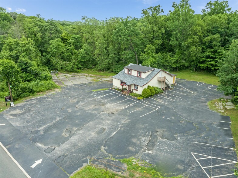 409 Woodport Rd, Sparta, NJ for sale - Building Photo - Image 1 of 1