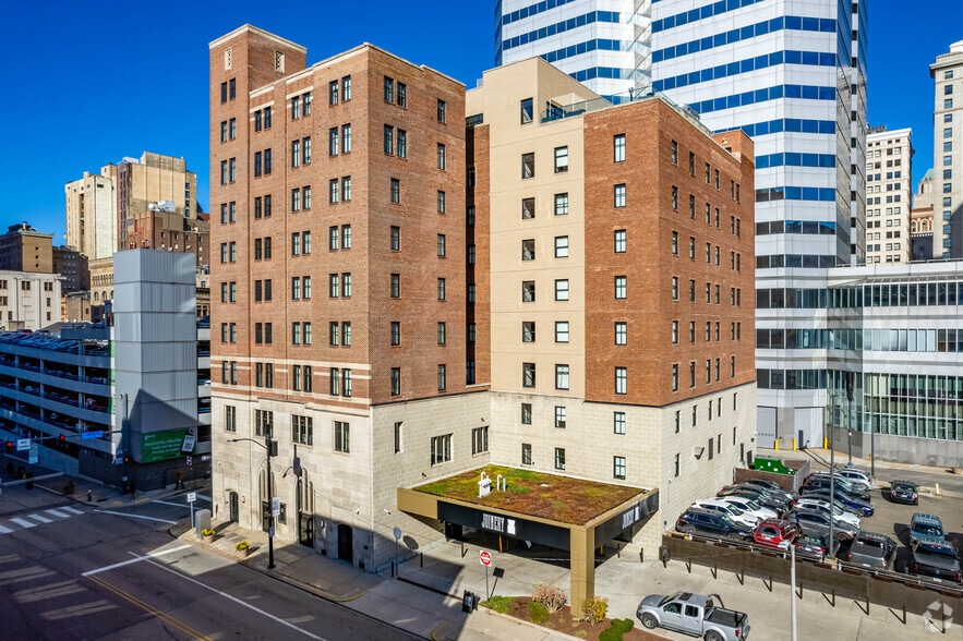 453 Blvd of the Allies, Pittsburgh, PA for lease - Building Photo - Image 1 of 5