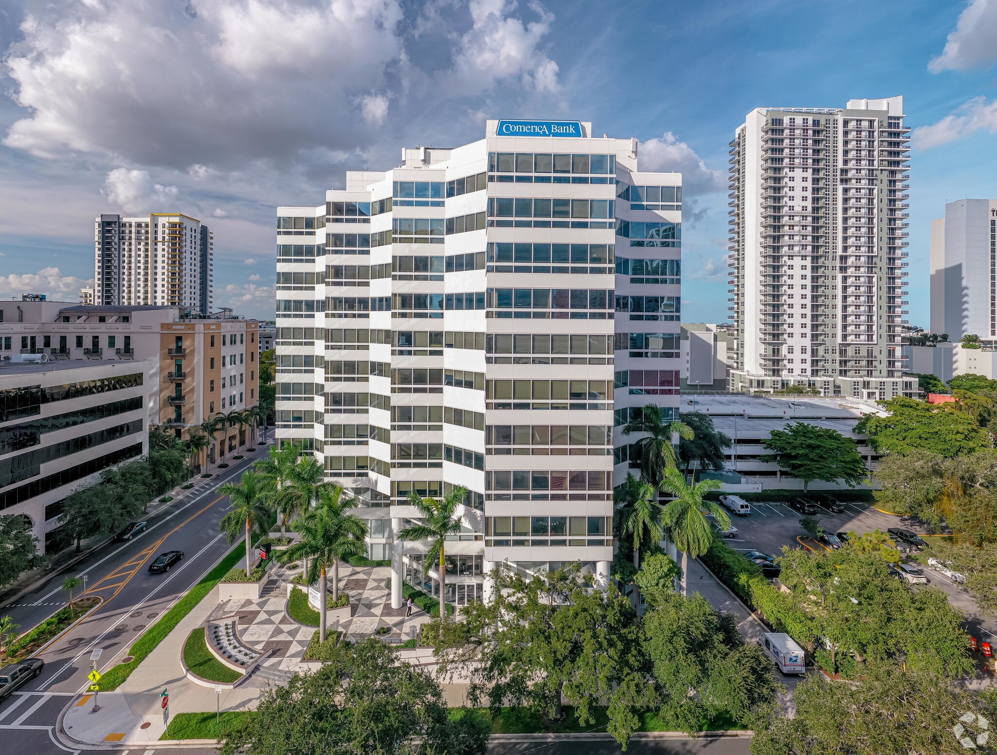 100 NE 3rd Ave, Fort Lauderdale, FL 33301 - Plaza 100 | LoopNet